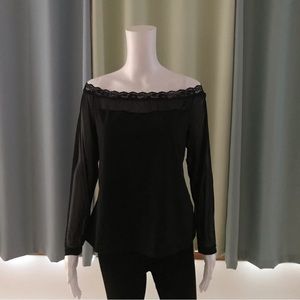 Sexy off shoulders tshirt